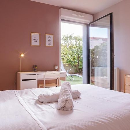 Superbe Appartement Terrasse Rdc - New Location Бур-ен-Брес Екстериор снимка
