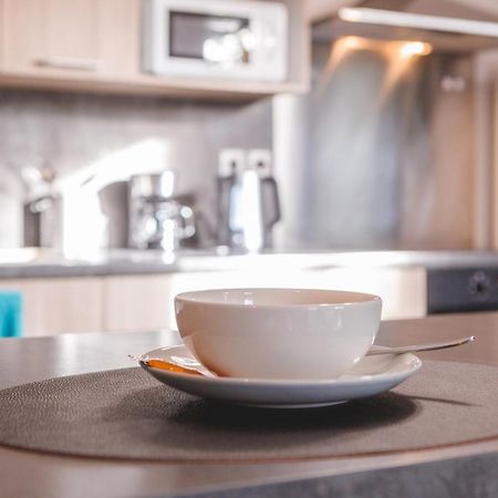 Superbe Appartement Terrasse Rdc - New Location Бур-ен-Брес Екстериор снимка