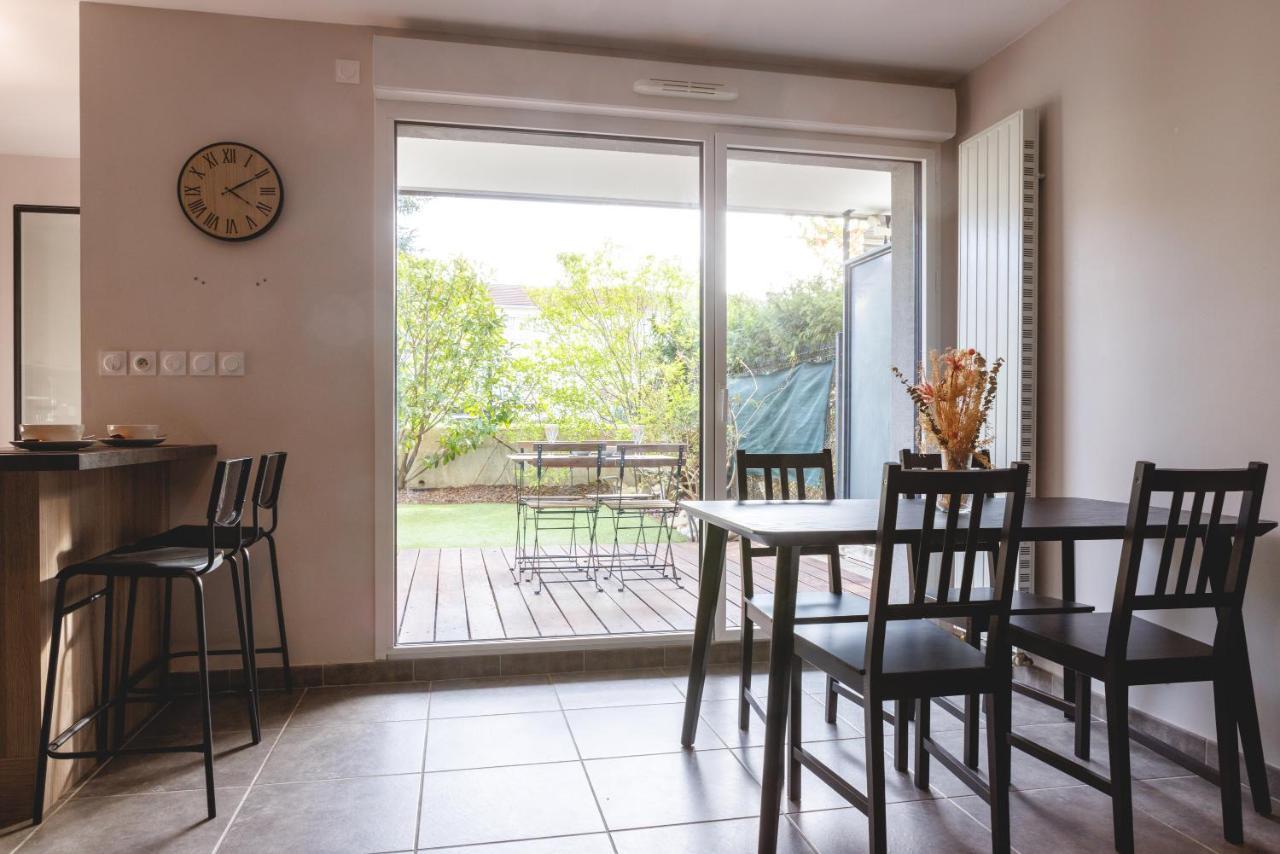 Superbe Appartement Terrasse Rdc - New Location Бур-ен-Брес Екстериор снимка