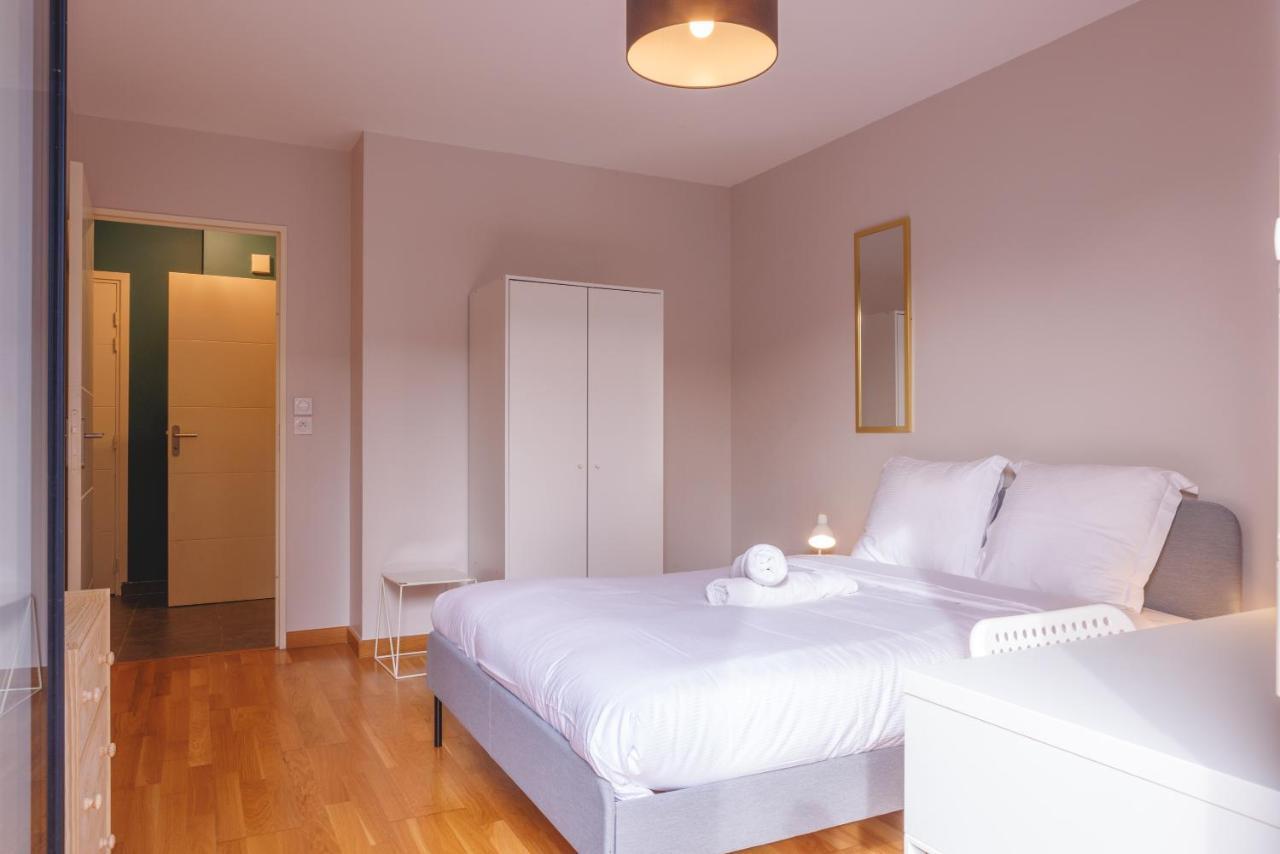 Superbe Appartement Terrasse Rdc - New Location Бур-ен-Брес Екстериор снимка